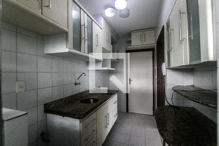Cozinha de apartamento para alugar com 3 quartos, 70m² em Imbuí, Salvador