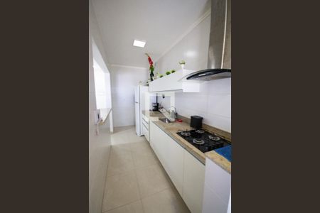 Cozinha de apartamento para alugar com 1 quarto, 55m² em Vila Caiçara, Praia Grande