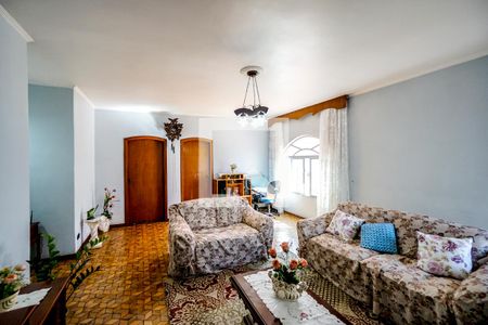 Sala de casa à venda com 3 quartos, 233m² em Vila Carrão, São Paulo