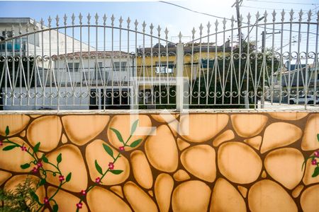 Vista da sala de casa à venda com 3 quartos, 233m² em Vila Carrão, São Paulo