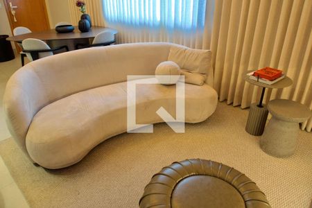 Apartamento para alugar com 2 quartos, 130m² em Vila Paris, Belo Horizonte