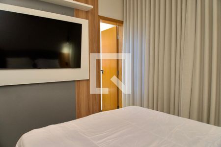 Apartamento para alugar com 2 quartos, 130m² em Vila Paris, Belo Horizonte