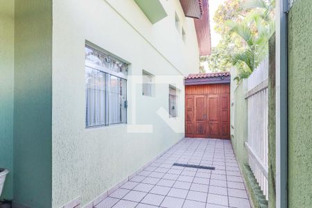 Quintal de casa à venda com 4 quartos, 170m² em Butantã, São Paulo