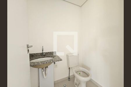 Banheiro Social de apartamento à venda com 3 quartos, 104m² em Vila São José, São Paulo