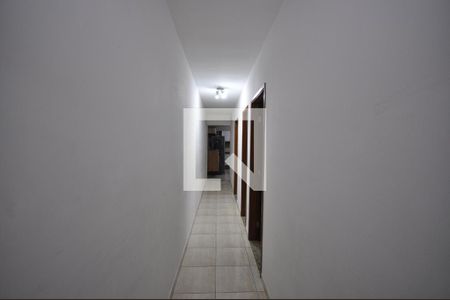 Corredor de casa à venda com 3 quartos, 150m² em Vila Nova Carolina, São Paulo