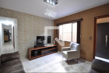 Sala de casa à venda com 3 quartos, 150m² em Vila Nova Carolina, São Paulo