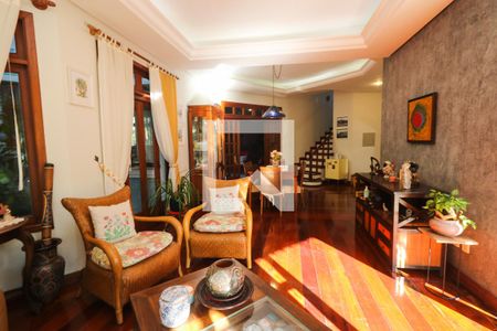 Sala de casa de condomínio à venda com 4 quartos, 300m² em Cavalhada, Porto Alegre