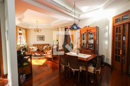 Sala de casa de condomínio à venda com 4 quartos, 300m² em Cavalhada, Porto Alegre