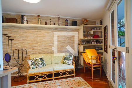 Sala de casa à venda com 5 quartos, 425m² em São João, Porto Alegre