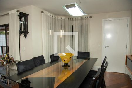 Sala de apartamento à venda com 3 quartos, 220m² em Santo Amaro, São Paulo