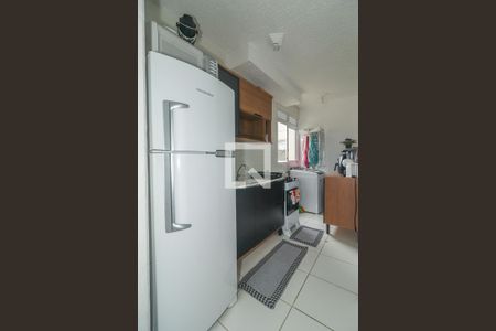Cozinha de apartamento à venda com 2 quartos, 42m² em Jardim Carvalho, Porto Alegre