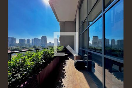Terraço de kitnet/studio à venda com 0 quarto, 25m² em Vila Cordeiro, São Paulo