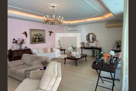 Casa à venda com 4 quartos, 600m² em Barra da Tijuca, Rio de Janeiro