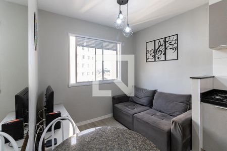 Sala de apartamento para alugar com 2 quartos, 33m² em Parque Fongaro, São Paulo