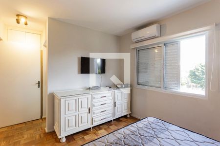 Suíte de apartamento para alugar com 2 quartos, 107m² em Itaim Bibi, São Paulo