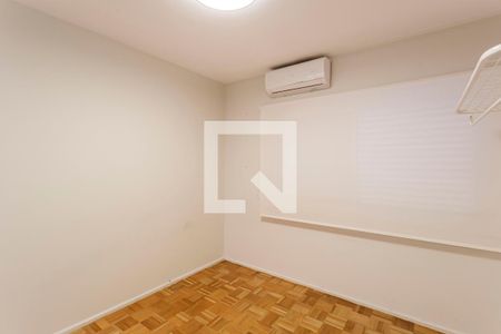 Quarto de apartamento para alugar com 2 quartos, 107m² em Itaim Bibi, São Paulo