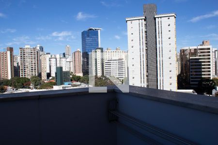 Varanda do quarto de apartamento à venda com 1 quarto, 48m² em Funcionários, Belo Horizonte