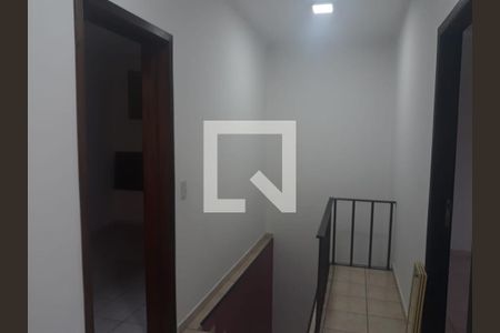 Corredor de casa à venda com 3 quartos, 145m² em Bairro dos Casa, São Bernardo do Campo