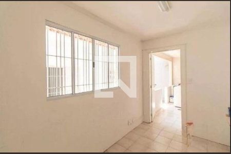 Casa à venda com 6 quartos, 300m² em Chácara Santo Antônio (Zona Leste), São Paulo