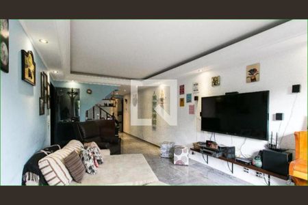 Casa à venda com 3 quartos, 160m² em Jardim Textil, São Paulo