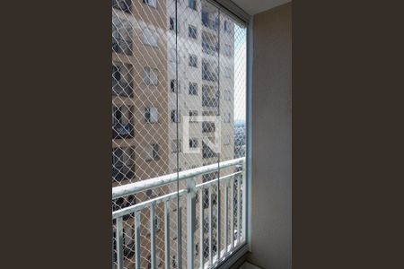 Sacada de apartamento para alugar com 2 quartos, 45m² em Padroeira, Osasco