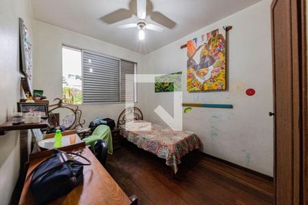 Apartamento à venda com 4 quartos, 130m² em Santo Antônio, Belo Horizonte