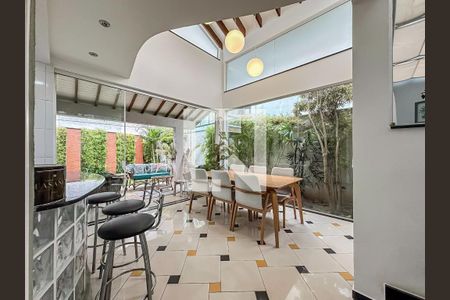Casa à venda com 3 quartos, 205m² em Bairro dos Casa, São Bernardo do Campo