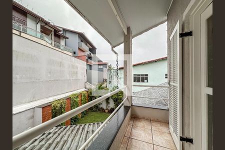 Casa à venda com 3 quartos, 205m² em Bairro dos Casa, São Bernardo do Campo