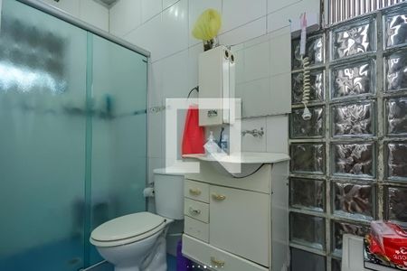 Banheiro 2 de casa à venda com 2 quartos, 125m² em Jardim Regis, São Paulo