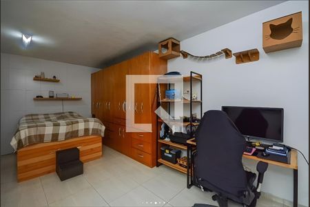 Quarto 3 de casa à venda com 2 quartos, 125m² em Jardim Regis, São Paulo