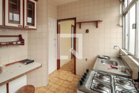 Cozinha de apartamento à venda com 2 quartos, 77m² em Petrópolis, Porto Alegre