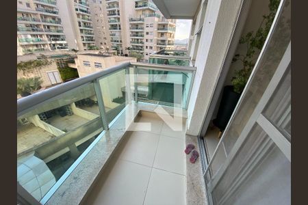 Varanda - Sala de apartamento à venda com 2 quartos, 85m² em Barra da Tijuca, Rio de Janeiro