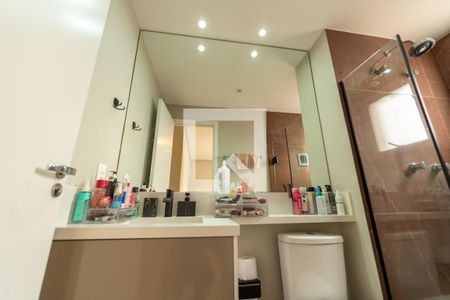 Banheiro da suíte de apartamento à venda com 3 quartos, 109m² em Centro Comercial Jubran, Barueri