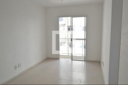 Sala de apartamento para alugar com 2 quartos, 56m² em Taquara, Rio de Janeiro