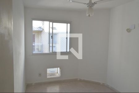 Suíte de apartamento para alugar com 2 quartos, 56m² em Taquara, Rio de Janeiro