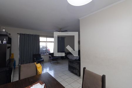 Sala  de casa à venda com 4 quartos, 200m² em Parque Novo Mundo, São Paulo