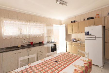 Cozinha  de casa à venda com 4 quartos, 200m² em Parque Novo Mundo, São Paulo