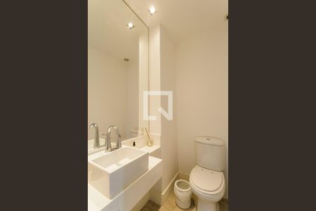 Lavabo de kitnet/studio para alugar com 1 quarto, 62m² em Itaim Bibi, São Paulo