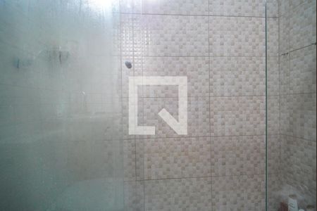Banheiro Corredor de casa à venda com 2 quartos, 100m² em Humaitá, Porto Alegre
