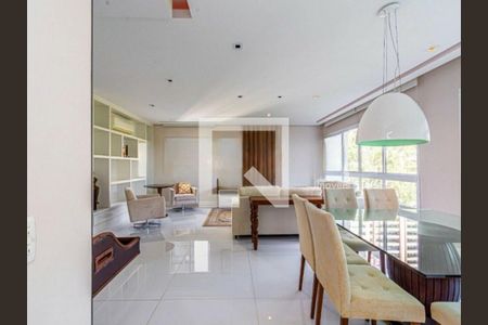 Apartamento para alugar com 3 quartos, 210m² em Vila Suzana, São Paulo