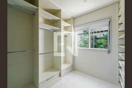 Apartamento para alugar com 3 quartos, 210m² em Vila Suzana, São Paulo