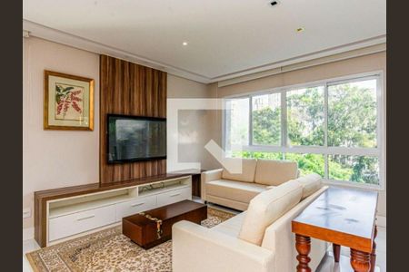 Apartamento para alugar com 3 quartos, 210m² em Vila Suzana, São Paulo