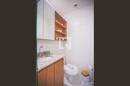 Banheiro de kitnet/studio à venda com 1 quarto, 24m² em Vila Clementino, São Paulo