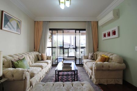 Sala de apartamento à venda com 3 quartos, 103m² em Moema, São Paulo