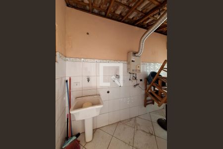 Área de Serviço de casa à venda com 3 quartos, 295m² em Vila Santa Maria, São Paulo