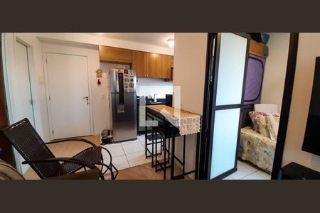 Sala de apartamento para alugar com 2 quartos, 36m² em Bonfim, Osasco