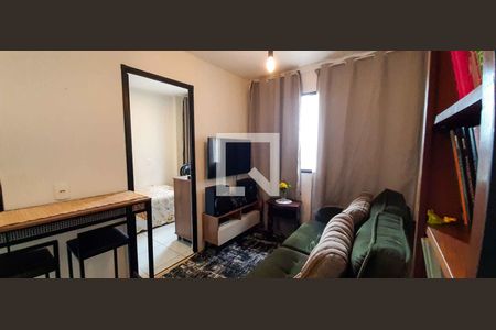 Sala de apartamento para alugar com 2 quartos, 36m² em Bonfim, Osasco