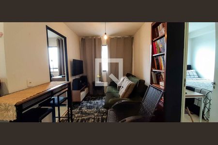 Sala de apartamento para alugar com 2 quartos, 36m² em Bonfim, Osasco