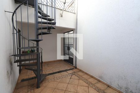 Quintal de casa à venda com 5 quartos, 319m² em Vila Gomes Cardim, São Paulo