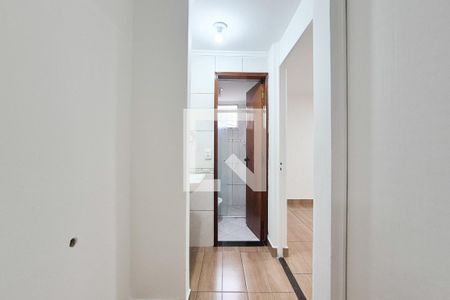 Corredor de apartamento para alugar com 2 quartos, 54m² em Jardim Alvorada, Santo André